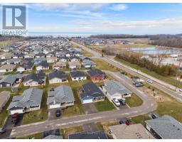 197 LAKE BREEZE DRIVE - 40