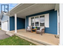 197 LAKE BREEZE DRIVE - 5
