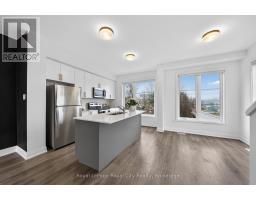 1 - 150 HURON STREET - 19