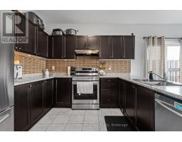 24 COURTNEY STREET - 17