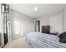 24 COURTNEY STREET - 32
