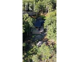 736 2190 ISLAND - 29