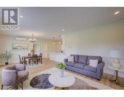 30 - 1182 QUEEN STREET - 11