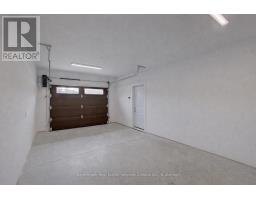 62 - 1182 QUEEN STREET - 13