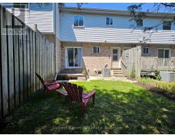 14 FARRELL LANE - 34