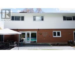320 SUMMIT DRIVE - 43