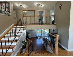 320 SUMMIT DRIVE - 8