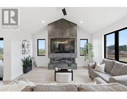 16 MINTO STREET S - 15