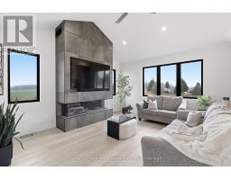 16 MINTO STREET S - 17