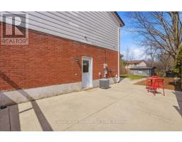 28 CHARTWELL CRESCENT - 2