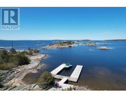 2 ISLAND 1210 - 3