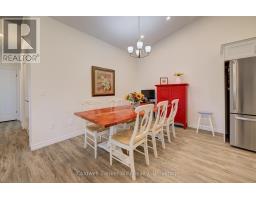 115 BROOMER CRESCENT - 11