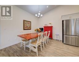115 BROOMER CRESCENT - 14