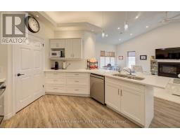 115 BROOMER CRESCENT - 21