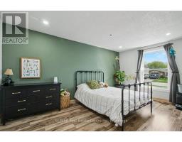 304 AUDEN ROAD - 16