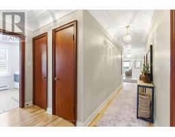 101 WATERLOO STREET N - 20