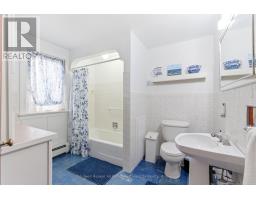 101 WATERLOO STREET N - 33