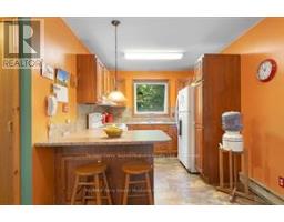 18 MEHARG DRIVE - 17