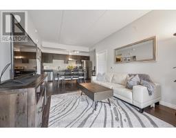 121 - 35 KINGSBURY SQUARE - 13