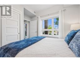 121 - 35 KINGSBURY SQUARE - 25