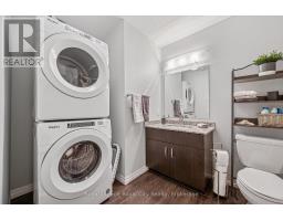 121 - 35 KINGSBURY SQUARE - 26