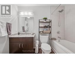 121 - 35 KINGSBURY SQUARE - 27