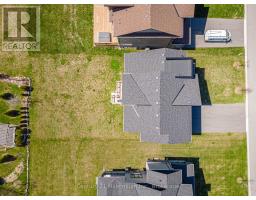 111 STONELEIGH DRIVE - 43