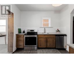 383 DOURO STREET - 11