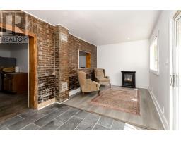 383 DOURO STREET - 16