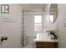 383 DOURO STREET - 24