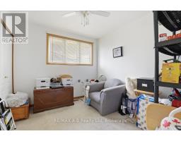 175 MOWAT STREET - 14