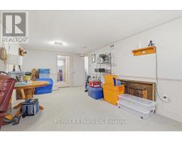 175 MOWAT STREET - 33