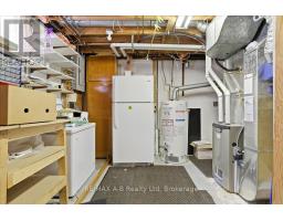 175 MOWAT STREET - 37