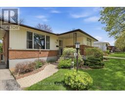 175 MOWAT STREET - 4
