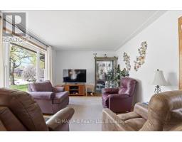 175 MOWAT STREET - 9