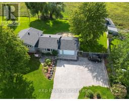 3595 BRUCE ROAD 3 - 32