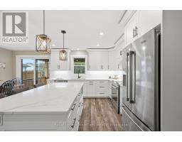 18 GEDDES STREET W - 17