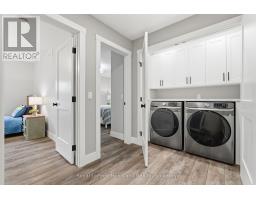 18 GEDDES STREET W - 21