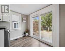 30 HURON STREET - 15