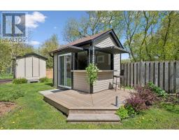 30 HURON STREET - 24