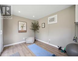 30 HURON STREET - 26