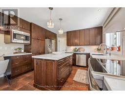 25 RIVERVIEW DRIVE - 12
