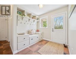 25 RIVERVIEW DRIVE - 16