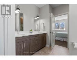 401 ALGOMA CRESCENT - 30