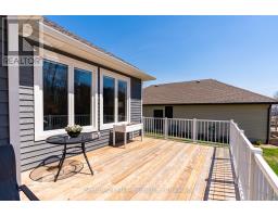 401 ALGOMA CRESCENT - 45