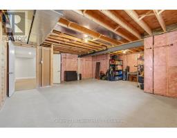 401 ALGOMA CRESCENT - 48
