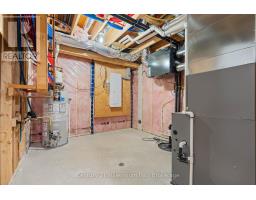 401 ALGOMA CRESCENT - 49