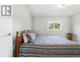924 TANGLEWOOD DRIVE - 21