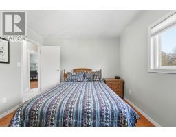 924 TANGLEWOOD DRIVE - 23