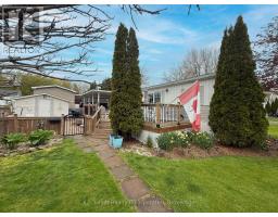 UNIT No.45 PORTSIDE DRIVE N - 77719 BLUEWATER HIGHWAY - 11